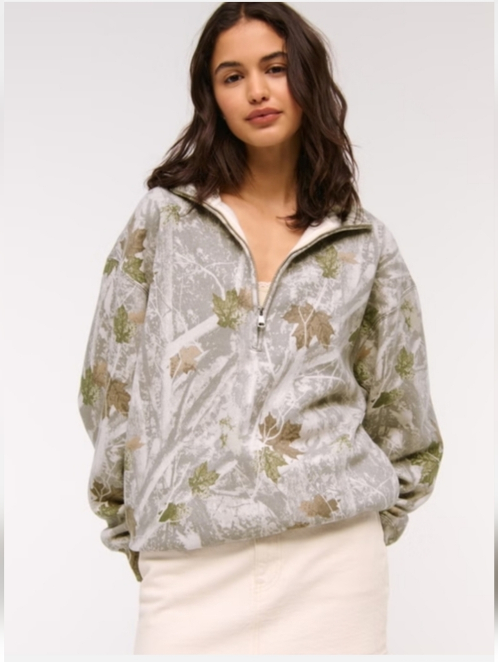 Abercrombie & Fitch Neutral Gray Camo V-Neck Pullover